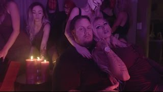 Vignette de la vidéo "Jelly Roll & Lil Wyte "Bad Bitch" feat. Doobie (Official Video)"