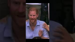 Harry: πππMeghanβs hand: HELLO??? IβM OVER HERE. π Harry: πππMeghanβs hand: HELLO??? IβM OVER HERE. π