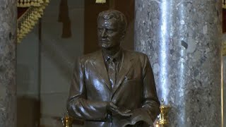 Rev. Billy Graham statue revealed in Washington, D.C.