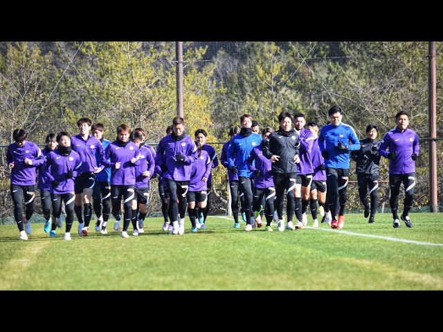 サンフレッチェ広島　トレーニングトップ サンフレッチェ広島、かっこよすぎる「練習試合ユニ」を限定発売