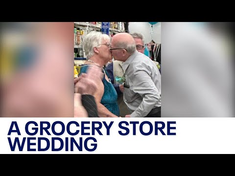 Arizona couple gets married at grocery store where they first met