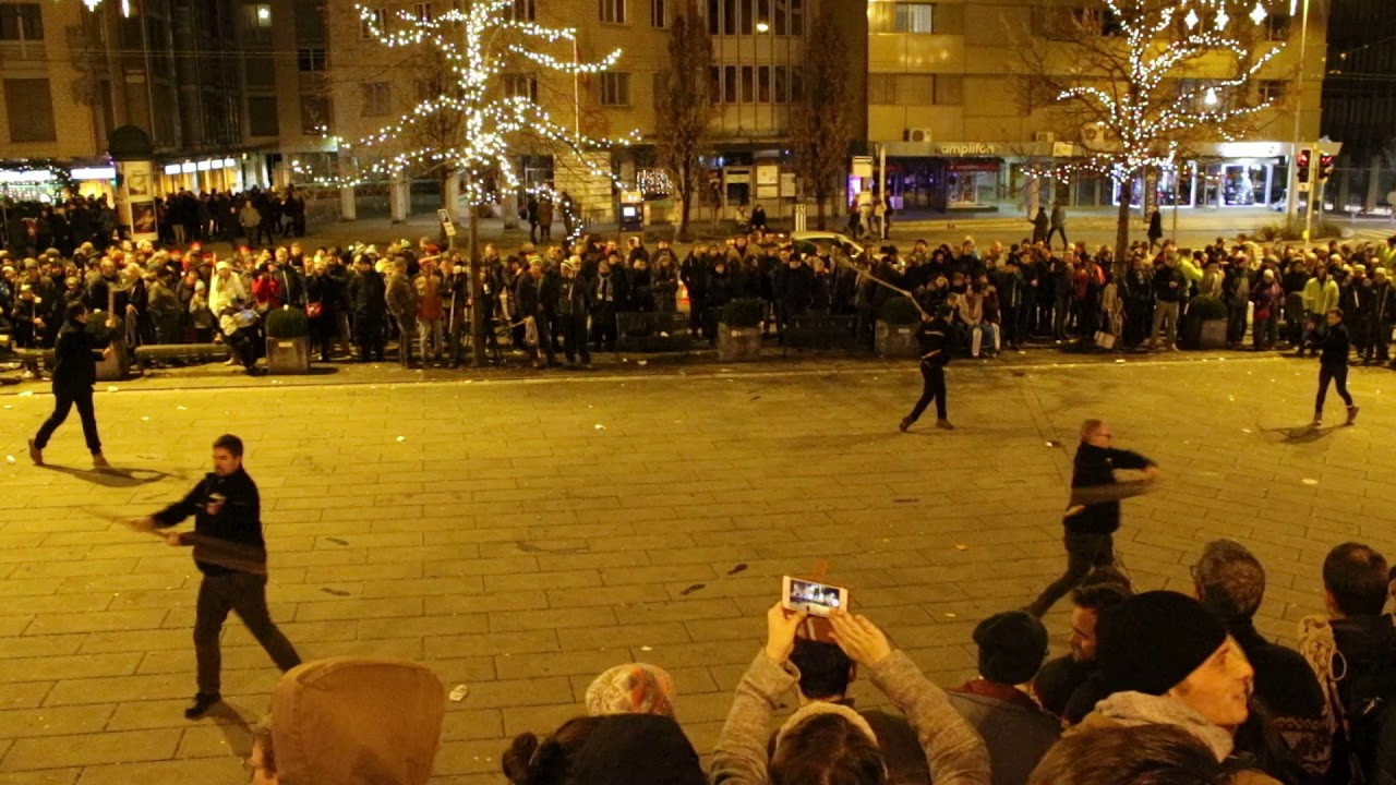 Chlöpfen in Kriens (Chnuschtis)