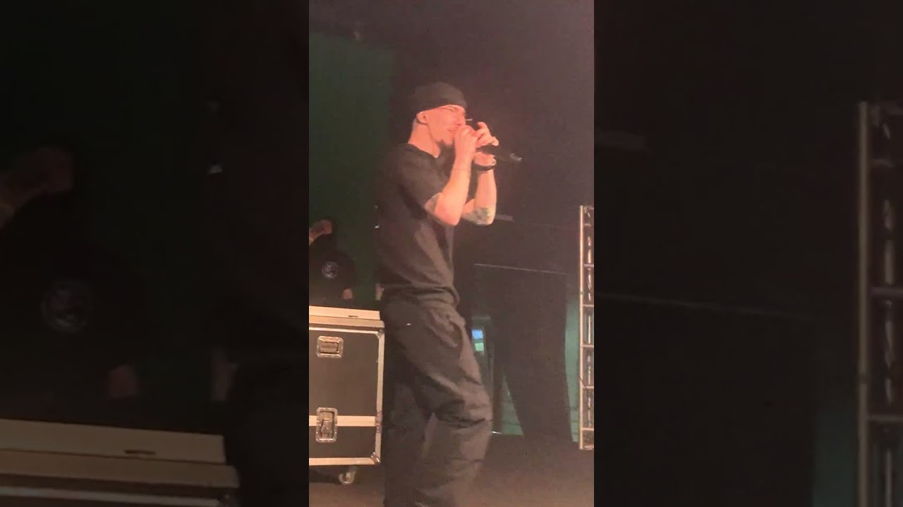 FRIENDLY THUG 52 NGG узнал Энклава во время концерта 