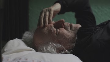 Seán McGinley reads Thomas Kinsella