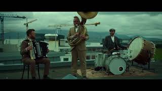 Женщина на войне (2018) трейлер Женщина на войне (2018) трейлер