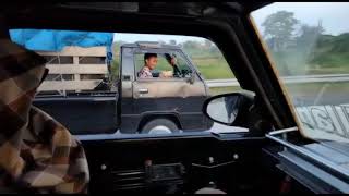 Download Lagu Balapan l300 ber muatan.  Nyampe nempel bus lucu seru abis!!! MP3