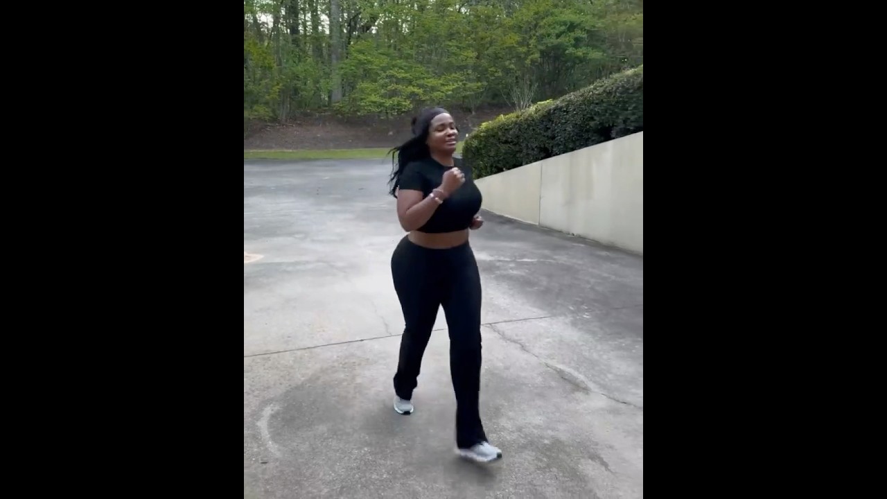 Dr. Heavenly Kimes Shows Off Her Speed At Age 54! 🏃🏾‍♀️