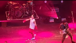 ONE OK ROCK Luxury Disease - Neon -in Orlando