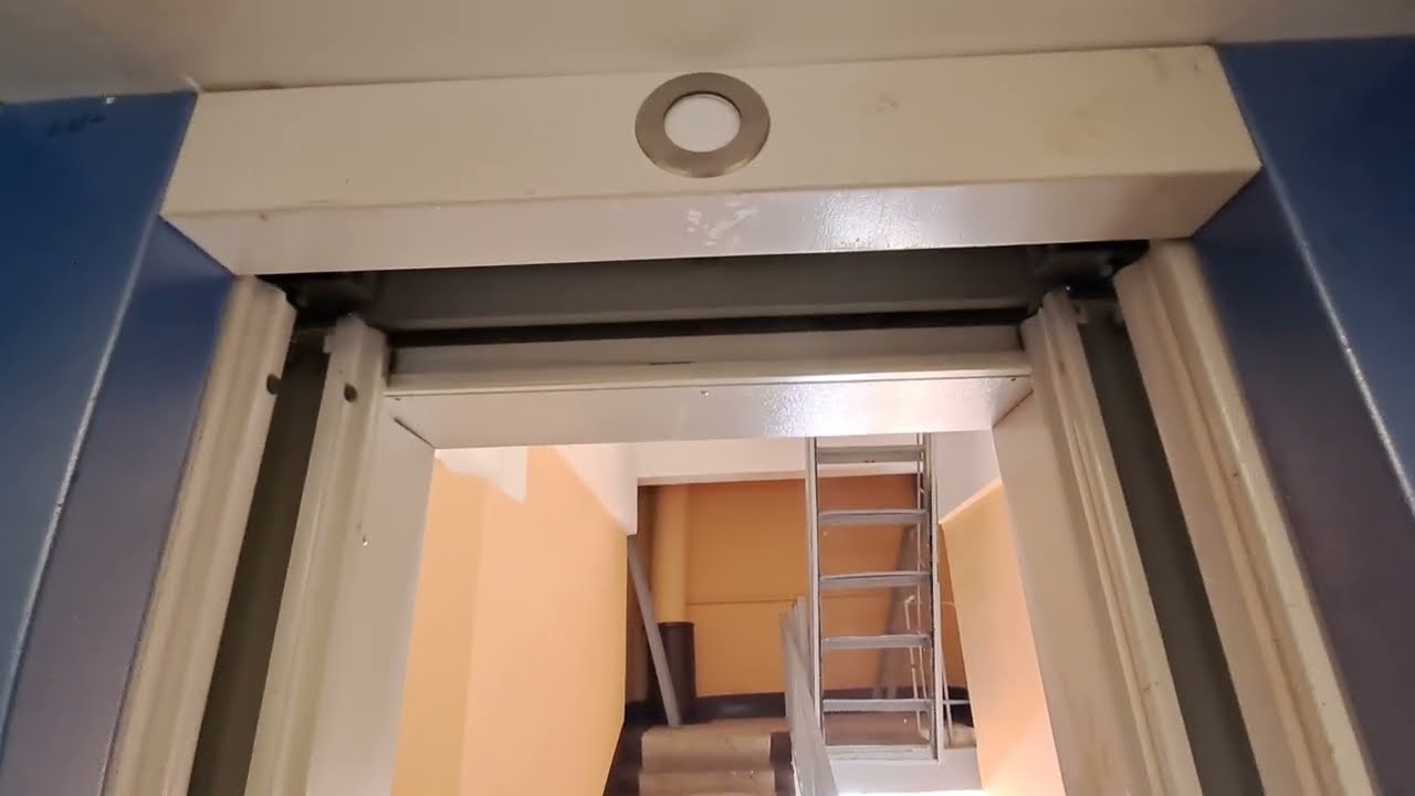 Музыкальный ЛИФТ КМЗ-(2015 Г.в) Q=400/kg V=1m/s Г, Королев Россия