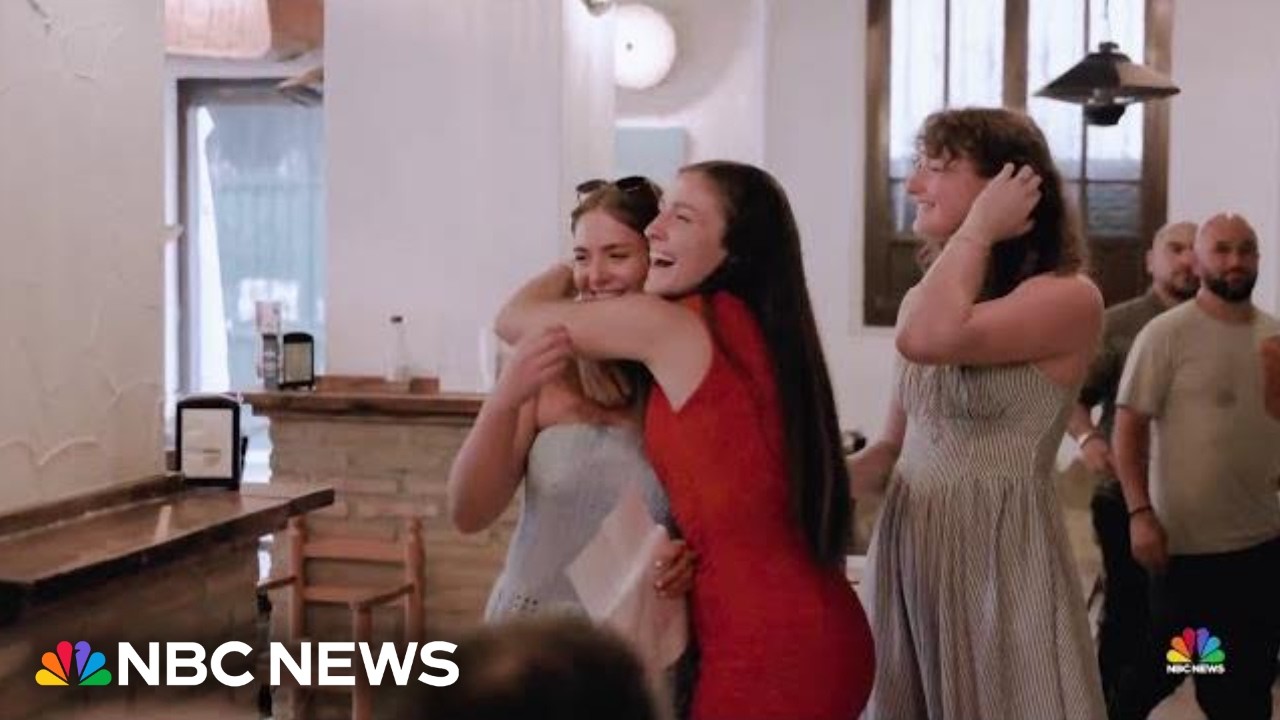 College basketball player surprised with scholarship ahead of senior season College basketball player surprised with scholarship ahead of senior season