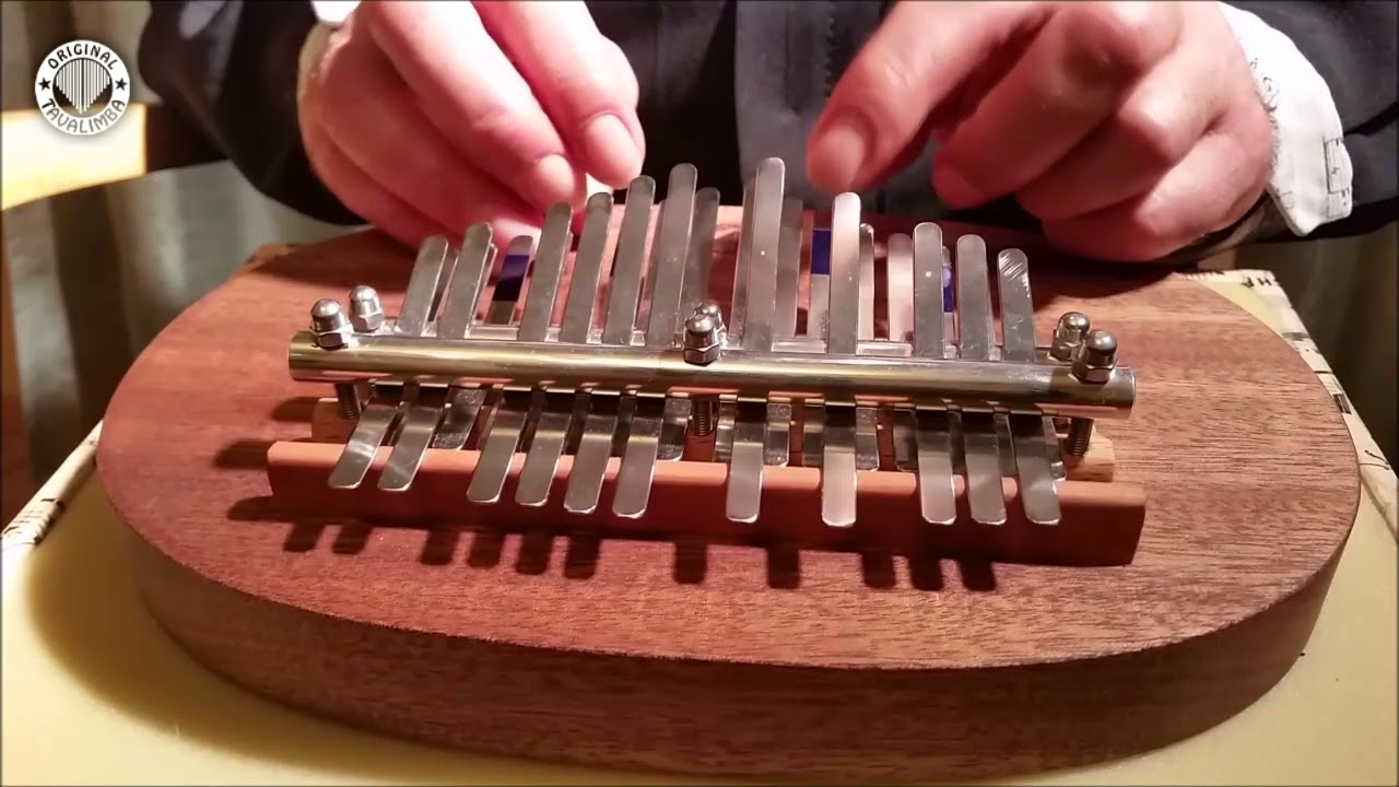 "Amar pelos dois" gespielt auf der Tavalimba Chrom