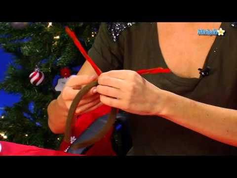 How to Make Reindeer Antlers For Your Dog