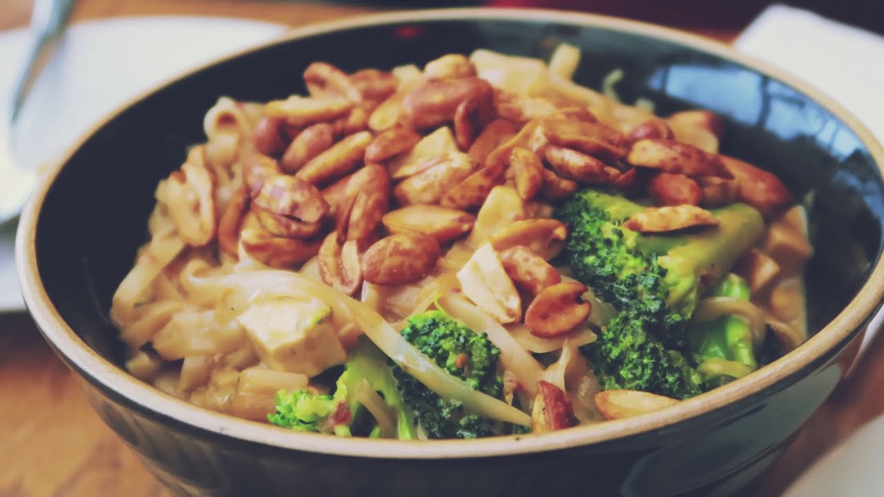 🍲 Vancouver Vlog Ep.8 - New Westminster River Market!