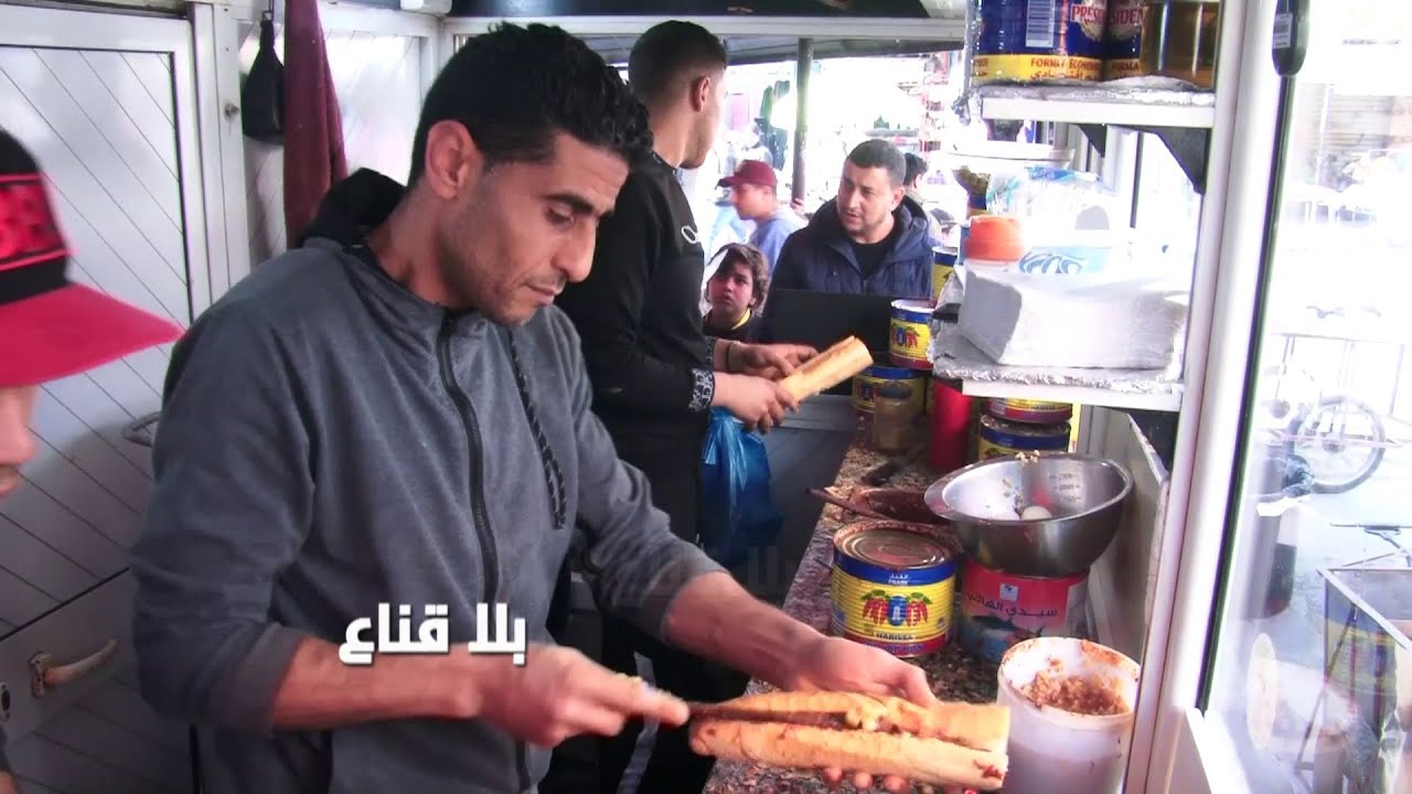 اقبال كبير على كسكروت لبلابي مشخشخ..عائلات تركت منازلها من أجل سندويتش لبلابي واللي يذوق يحصل هه