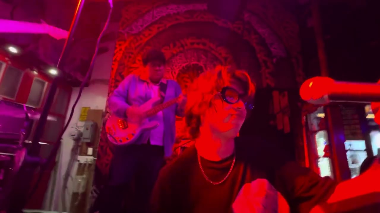 Acid Mixture Live on Capitán Gallo (Lado B2)