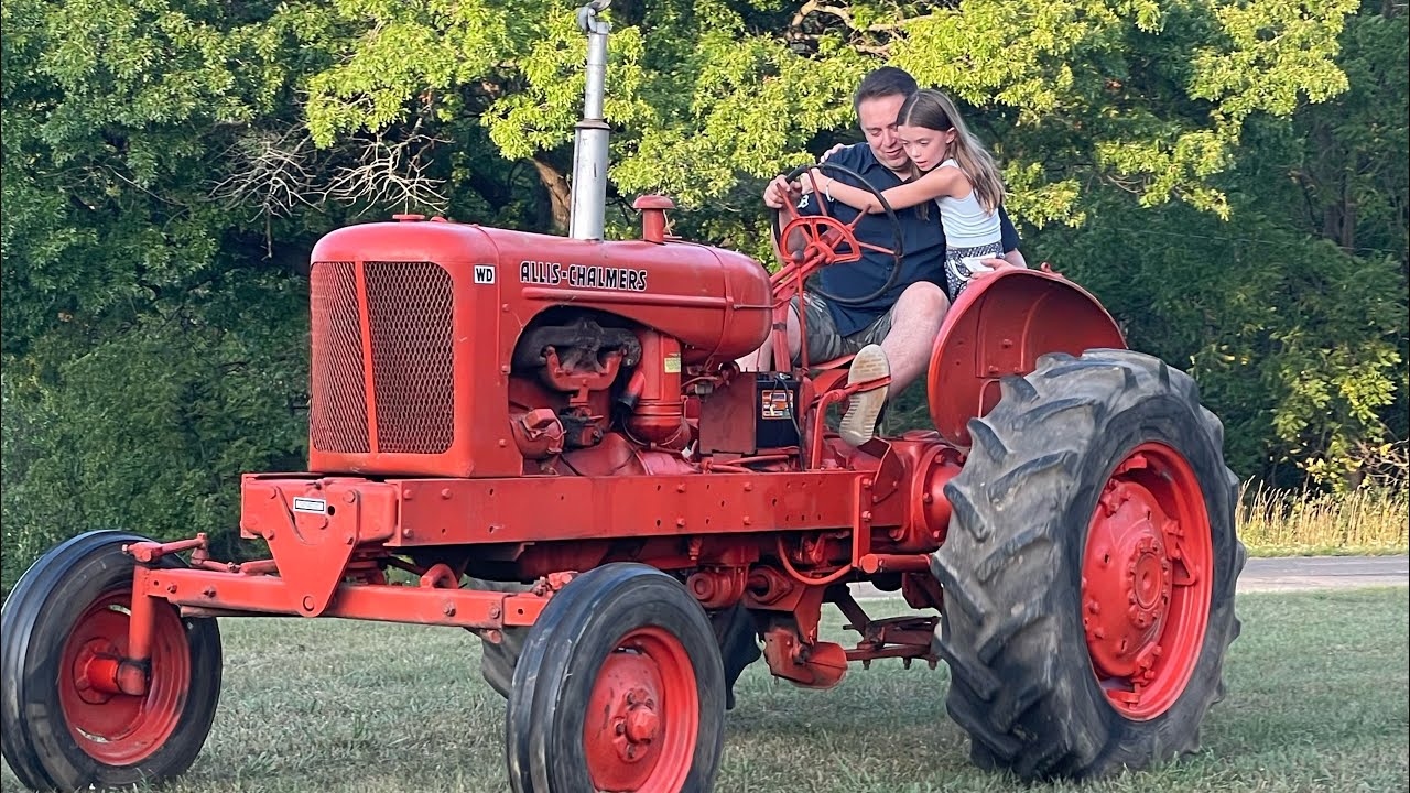 Находка трактора Allis WD в сарае превращается в разборку трактора.