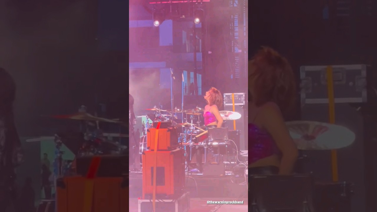 Watch @TheWarning | MONEY/ en el Foro Sol #short on YouTube Watch @TheWarning | MONEY/ en el Foro Sol #short on YouTube