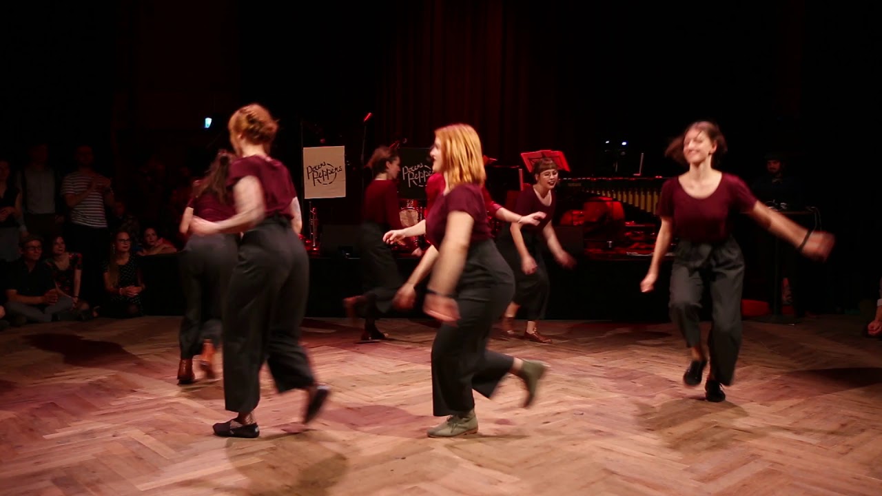 Cronopias" Chorus Line - Knall auf Ball - Showcase