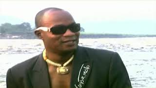 Koffi Olomide - Moustiquaire (feat. Binda Bass) (Clip Officiel)