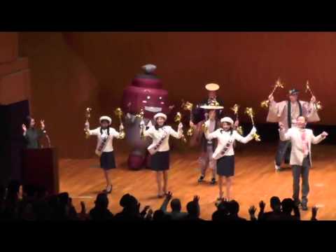 御成道まつり感謝の集いでマツケンサンバを踊ったきゅぽ(2014.12.22)