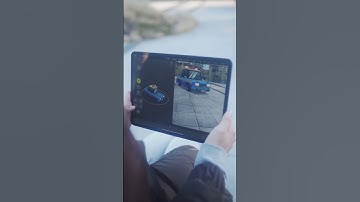 Animate in Augmented Reality with the Naomi app for iPad!