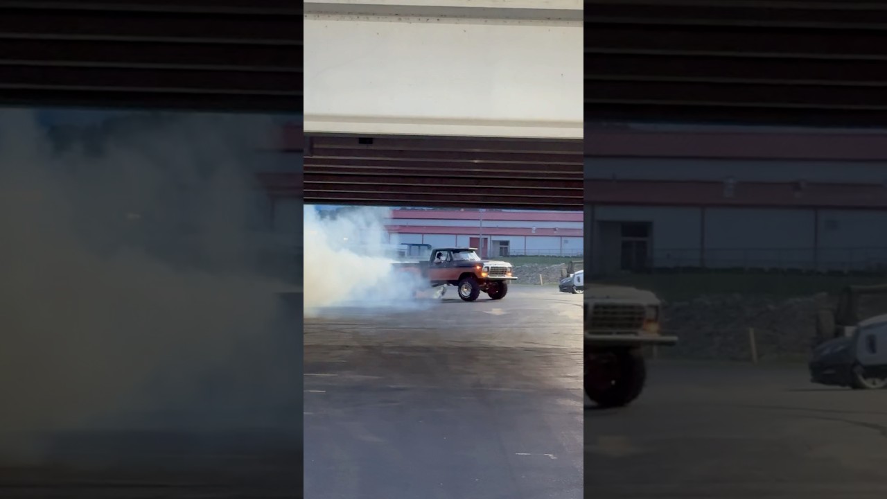 514ci Big Block Ford Powered 1979 F150 4x4 on 35s 💨- Full Video 👆👆👆