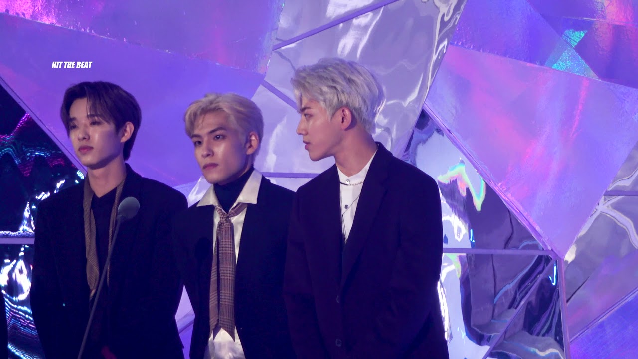 181106 MGA 올해의 밴드상 DAY6 reaction ( dowoon focus )