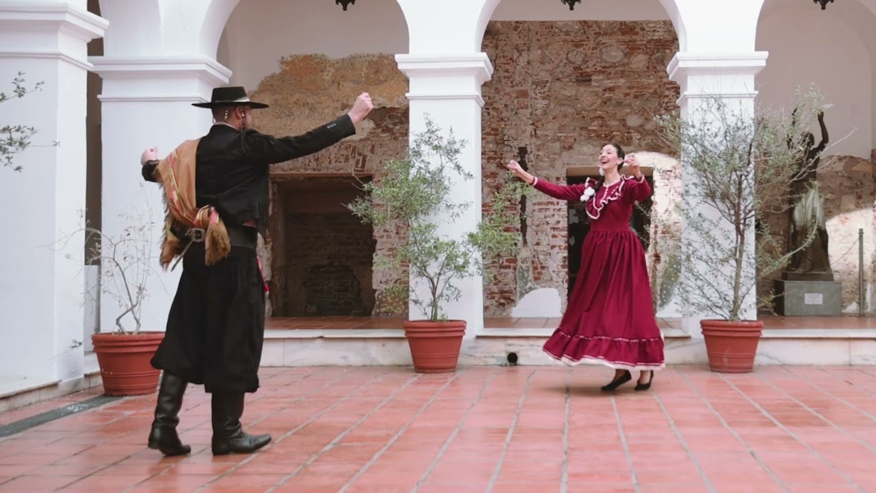 El Escondido - Los Manseros Santiagueños