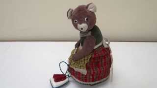 50s ALPS / CRAGSTAN BATTERY OP THE BUSY HOUSEKEEPER BEAR WITH HOOVER