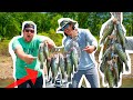Catching GIANT CRAPPIE On NEW LAKE!! ( Schooling Fish )
