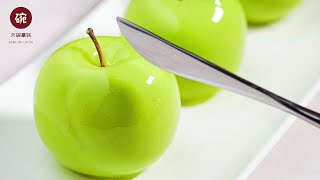 Recreate granny smith mousse cake by Cédric Grolet