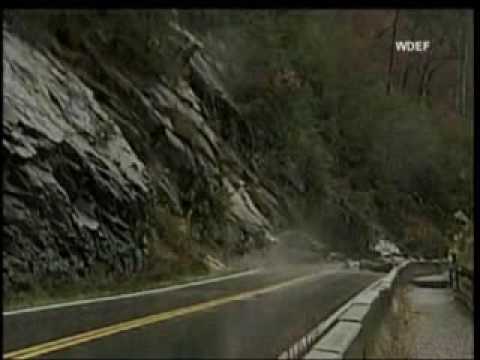 Обвалы, осыпи, камнепады. В данной ситуации вы камнепад. Обвал (горный обвал). В данной ситуации вы:. Знак подъема билет пдд.