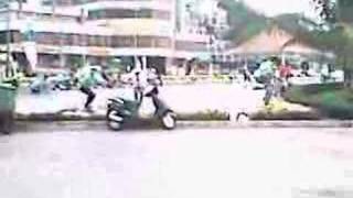 TMOS - 3 sk8rs go down