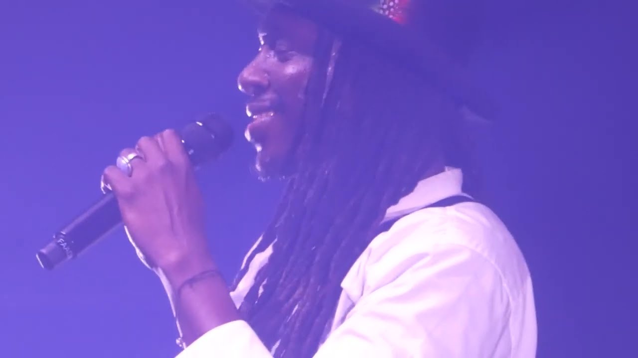 Faada Freddy So Amazing Feat. Satisfy My Soul (Bob Marley) @Le Bikini Toulouse 6/12/2023