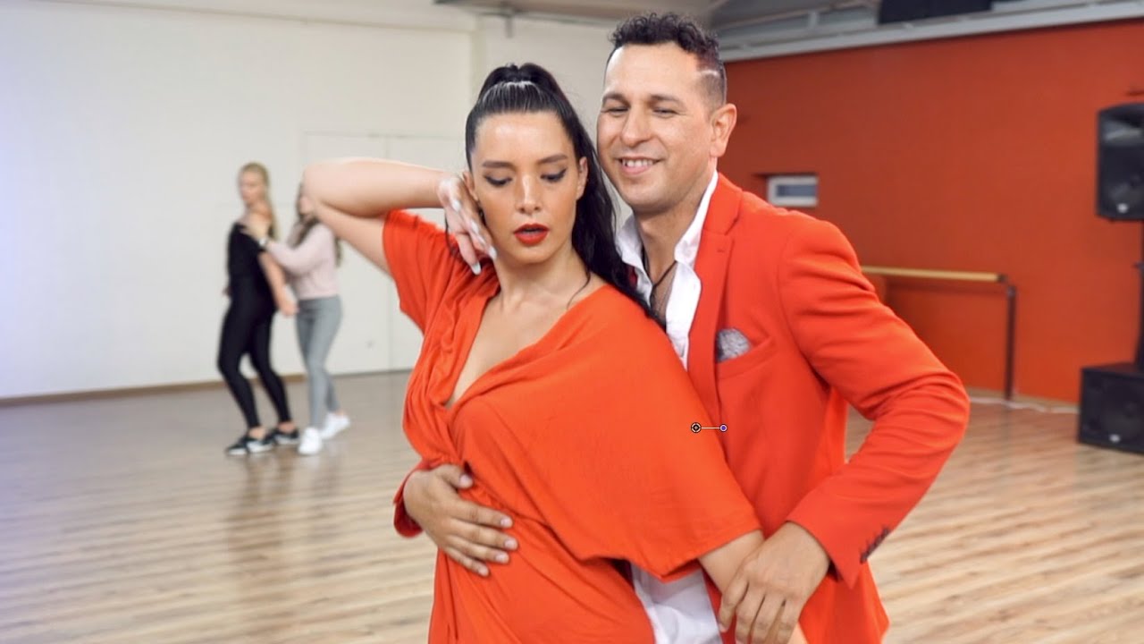 Azael & Maria / Caramelo - DJ Tronky / Bachata Fever