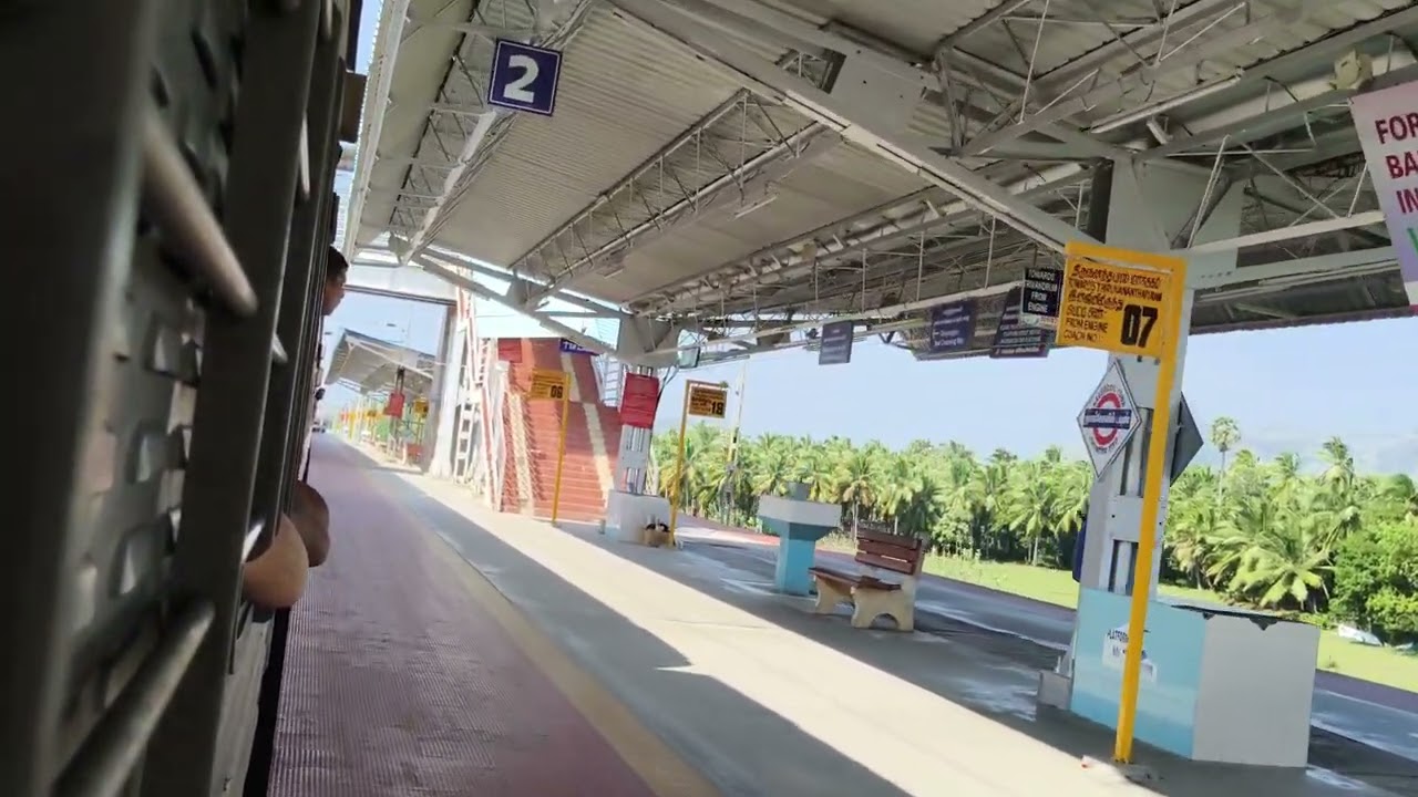 Full journey on 16382 Kanyakumari Pune express from Kanyakumari to Thiruvananthapuram central 