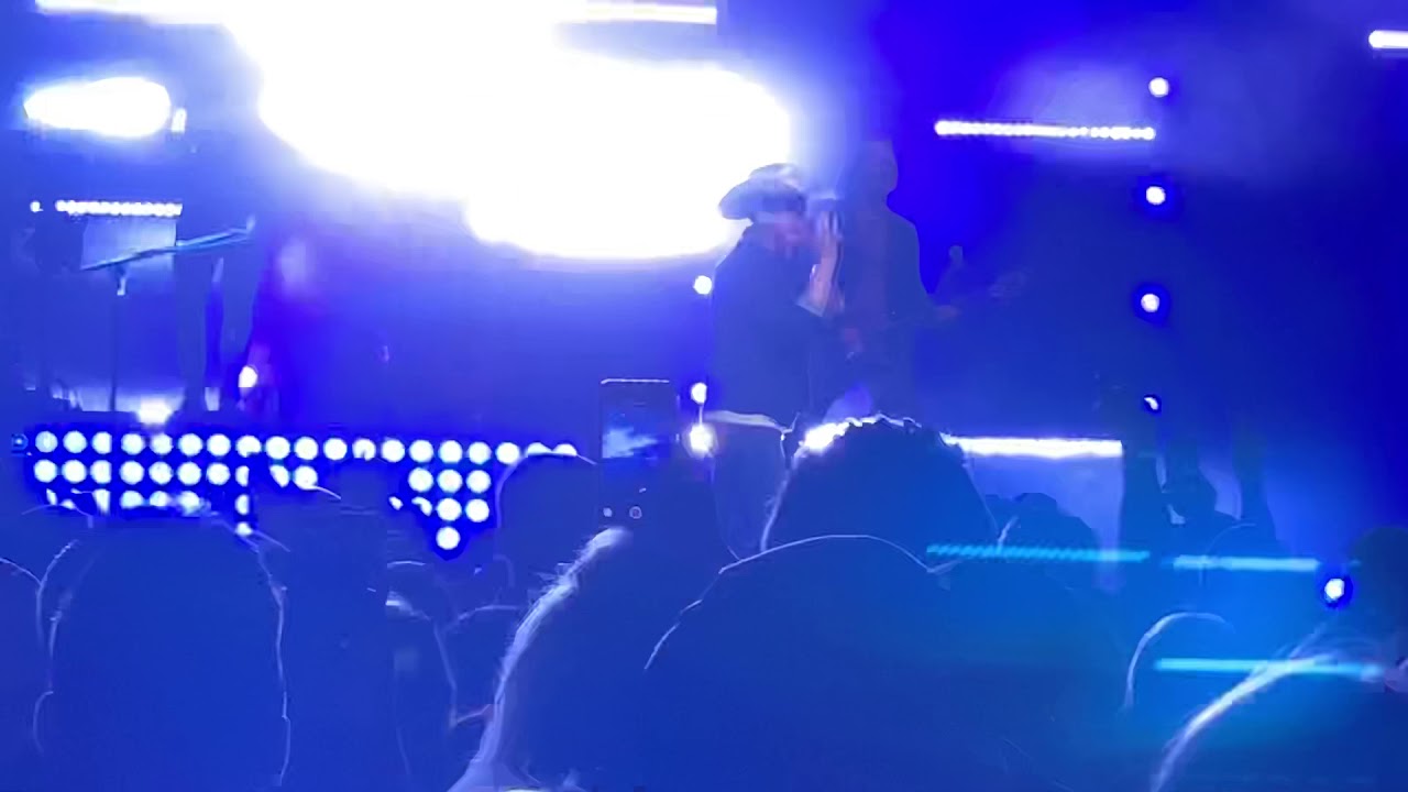 02/29/2020 Dustin Lynch at Turning Stone Casino YouTube