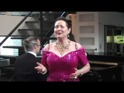 Vanda Treiser sings 'Je veux vivre', from Romeo & Juliet by Gounod.