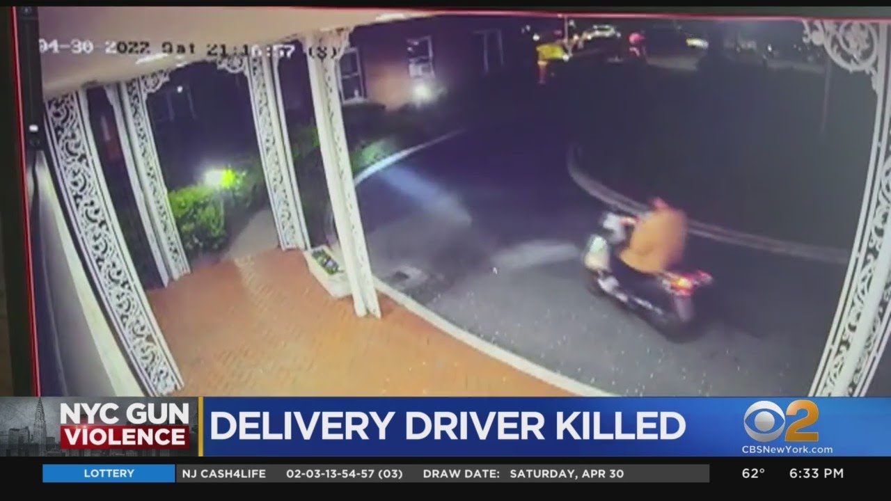 Food delivery worker shot and killed while on the job in Queens