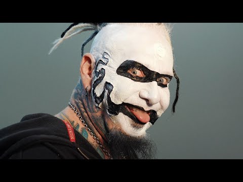 Chad Gray of Mudvayne Shares His Backstage Pre-Show Ritual