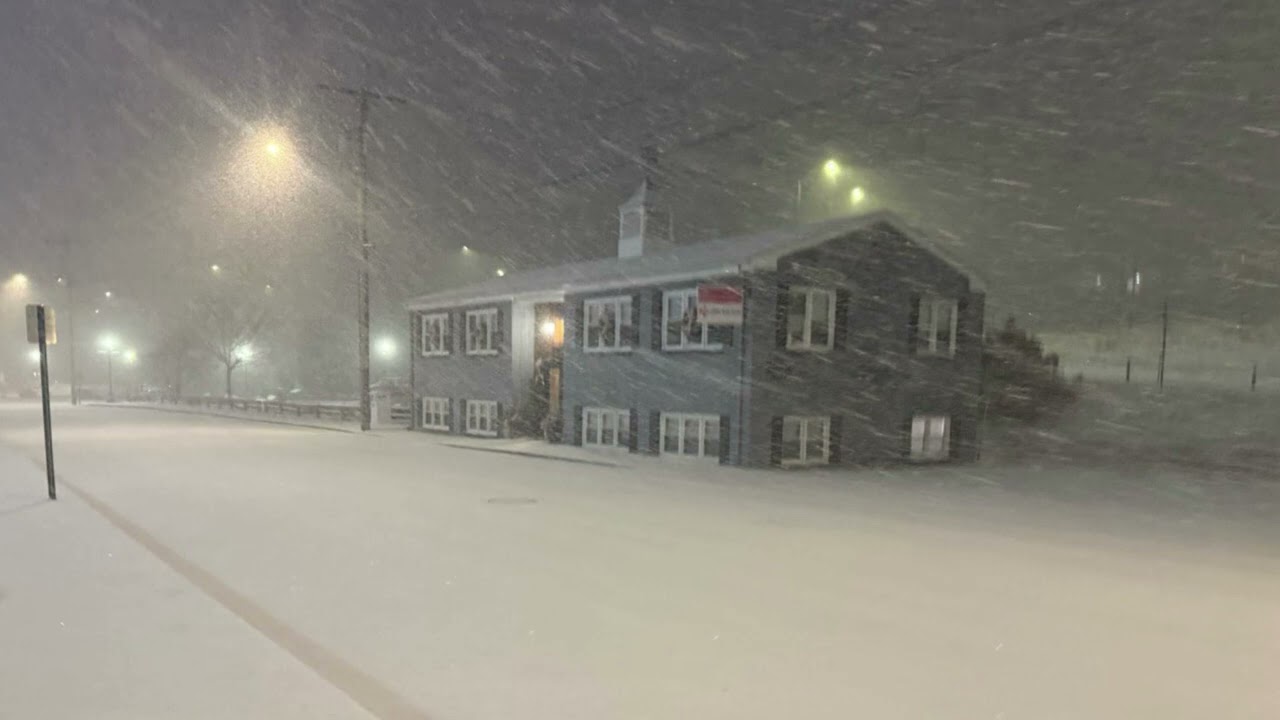 trying to be quiet while sneezing (m)