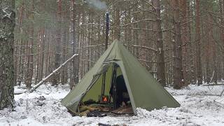 Tent with folding stove, Hot tent winter camping, Alone away from people in the cold woods by Life in the Wild: bushcraft and outdoors 41,379 views 4 months ago 22 minutes