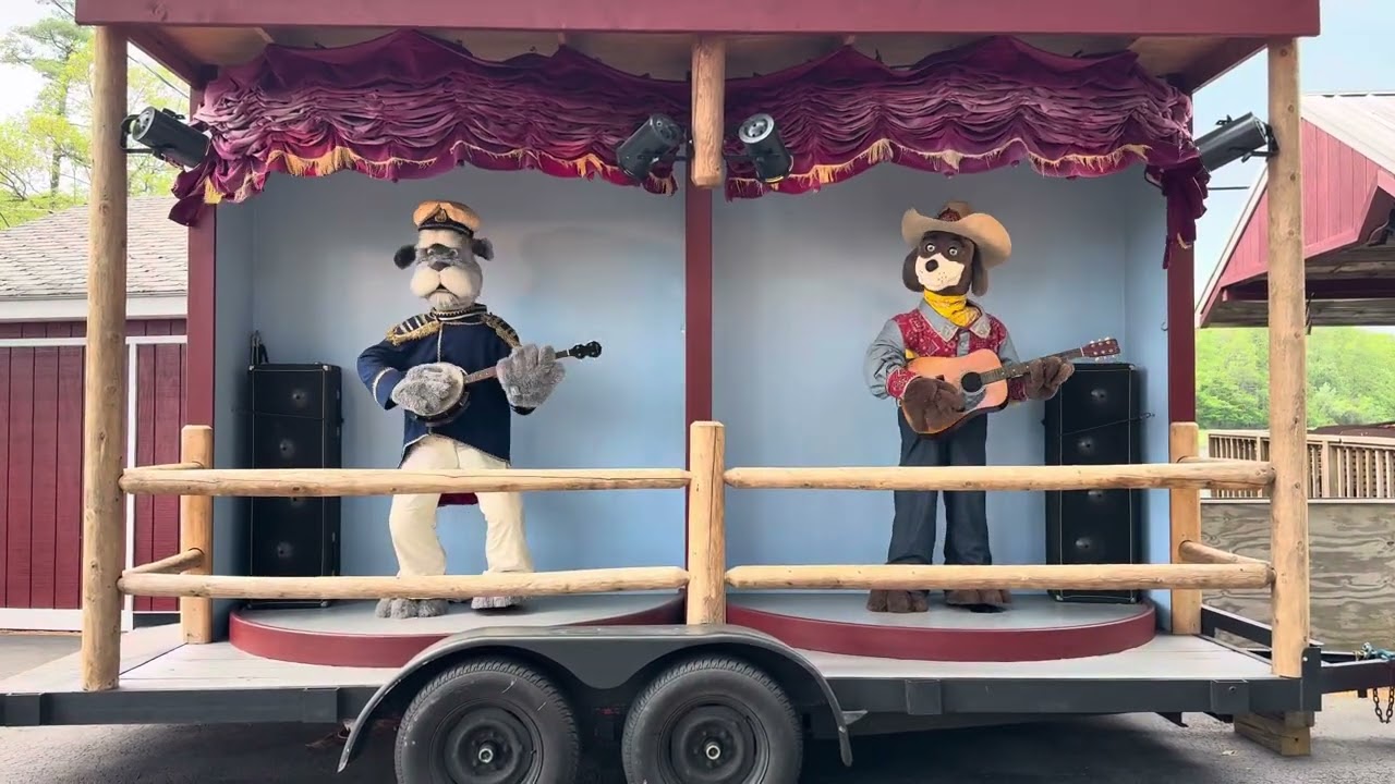 Hank & Beau Show At Sunny Hill Resort 2025!