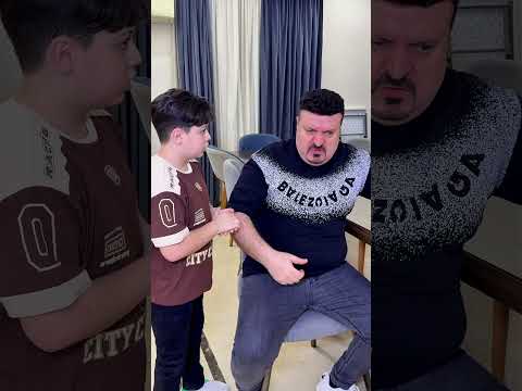 كنت أظن أن أبي قوي  