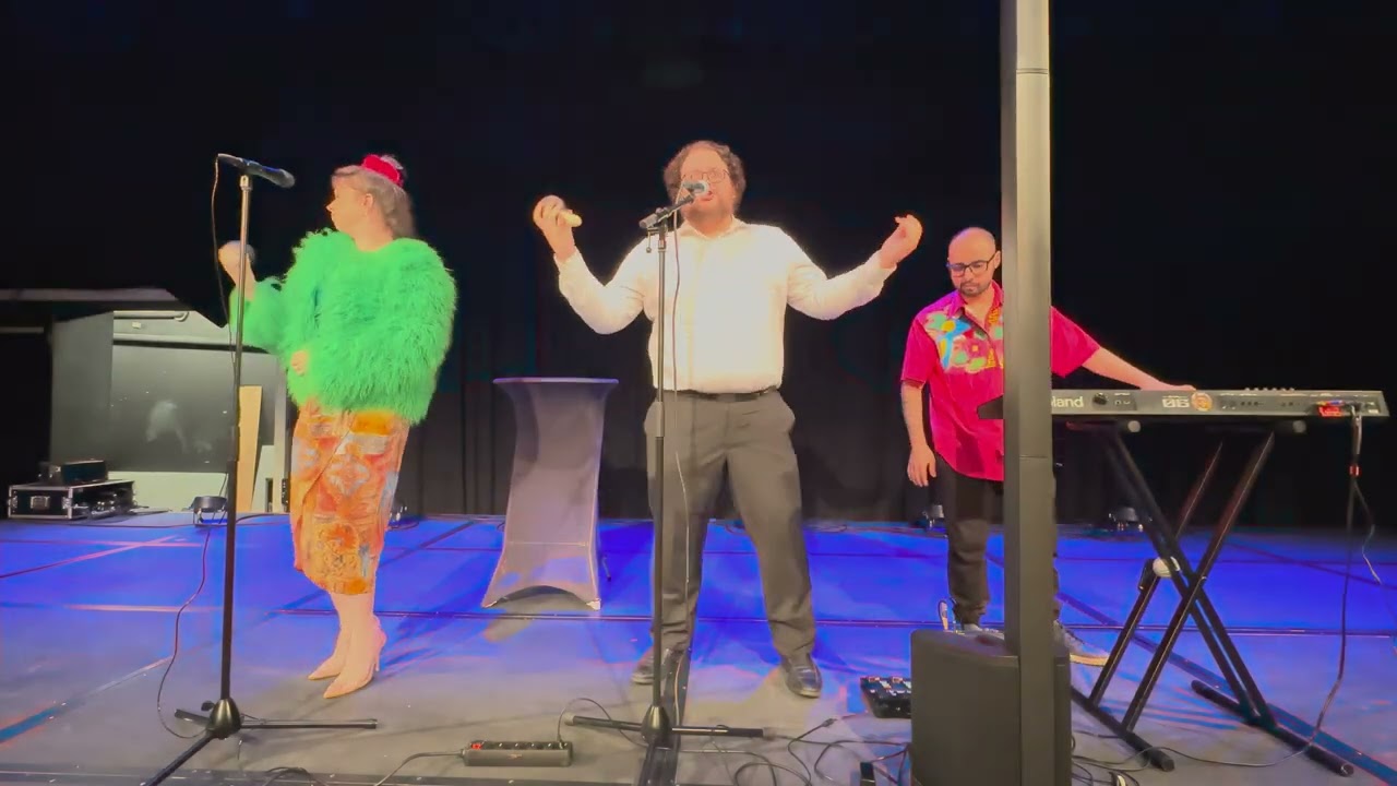 Christoffer Utvik, Poumlaut, KrazyRaf - Cuban Pete (live in Maritim Hotel) (Norway, Haugesund)