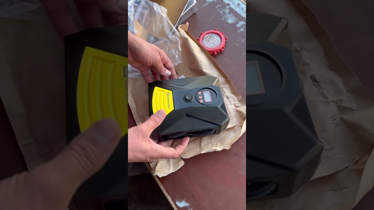 GoMechanic ￼Digital Tyre ￼Inflator