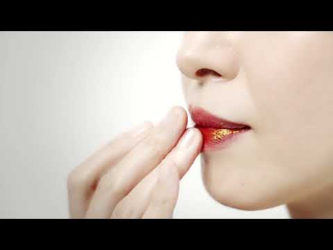 小町紅〉時を越えて受け継がれる紅花の口紅（18秒） - YouTube