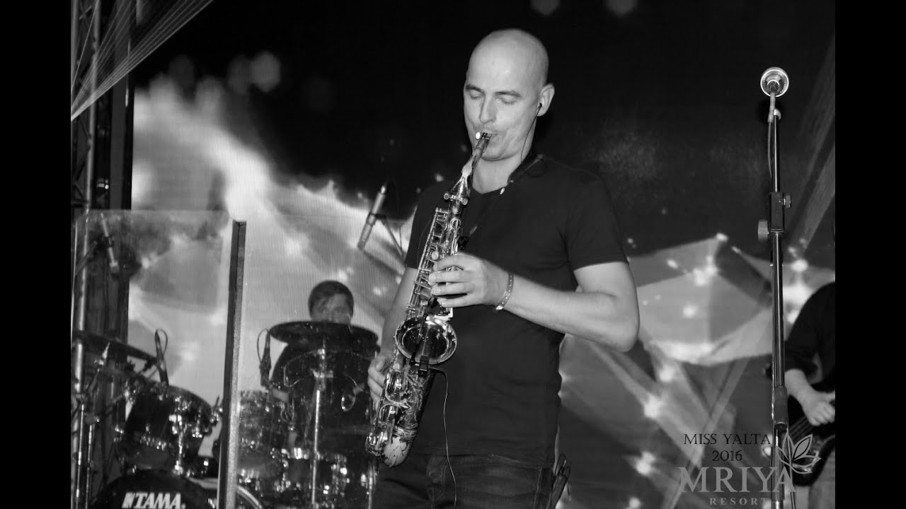 Ver Mighty Real - Dancing On the Waterfront (Tyomme - Saxophone Version) en YouTube Ver Mighty Real - Dancing On the Waterfront (Tyomme - Saxophone Version) en YouTube