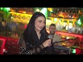 مايا غنام بوسة ويا سمرا من احضر كل شي يصير Maya Ghannam 