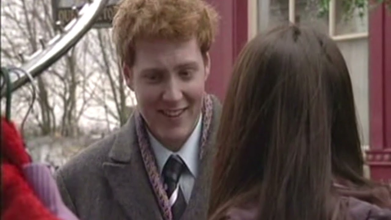 Stacey Stands Up Bradley As Ruby Returns (2nd March 2006)